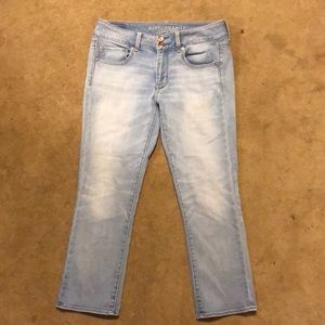 cropped American Eagle denim jeans